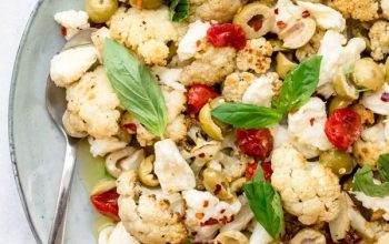 Vegetarian keto cauliflower salad