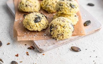 Sweet and Crunchy Keto Coconut Clusters