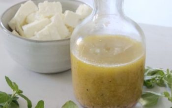 Lemon and Oregano Greek Salad Dressing