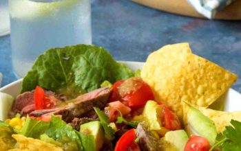 Salsa Verde Vinaigrette (Spanish Salad Dressing)