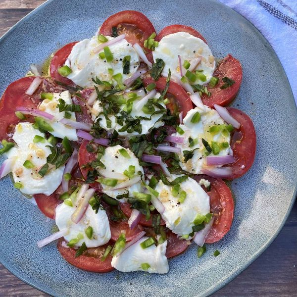 Keto Caprese Salad with Jalapeño and Garlic